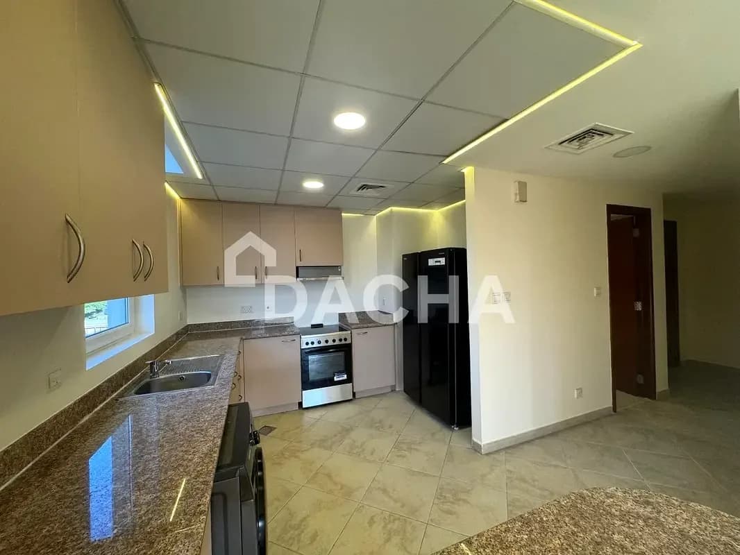 1 Bedroom in Motor CIty photo 1