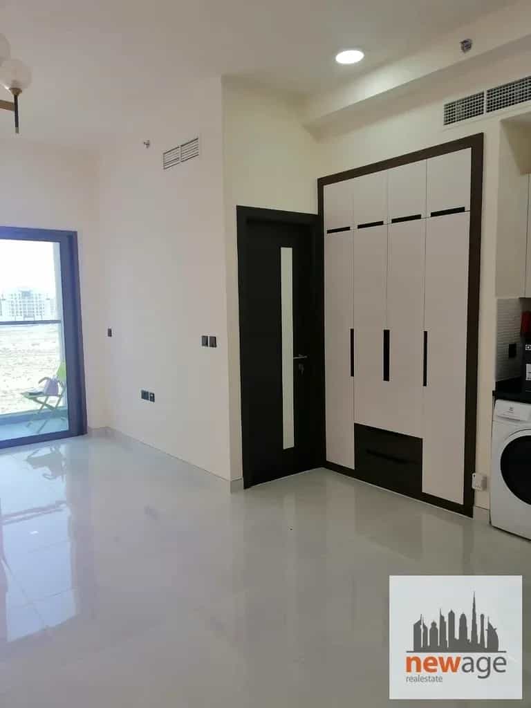 Studio Apartment in International City