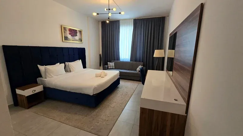 1 Bedroom in Al Quoz photo 1