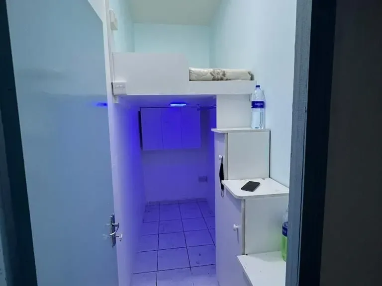Partition Room in Bur Dubai photo 1