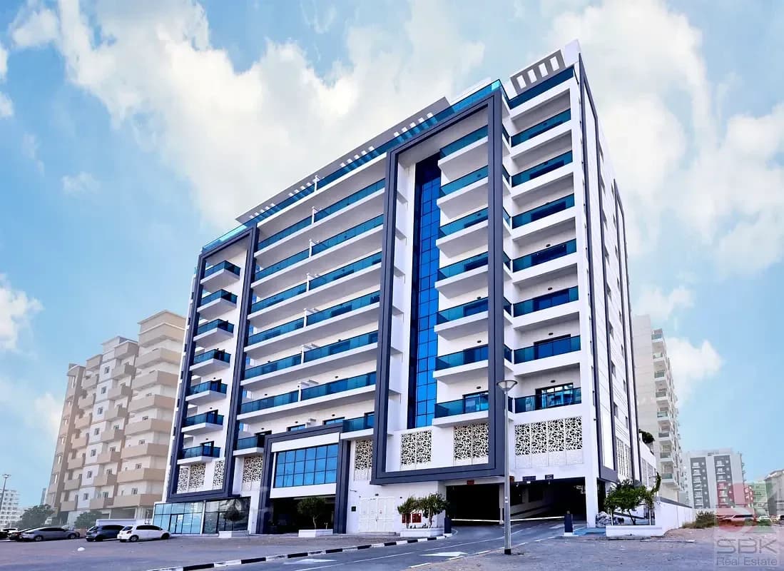 2 Bedrooms in International City photo 1