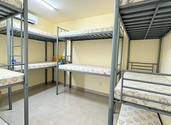 Bed Space in Al Muraqqabat photo 1