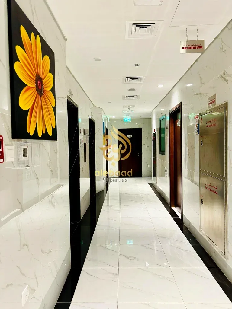 1 Bedroom in Al Satwa photo 1