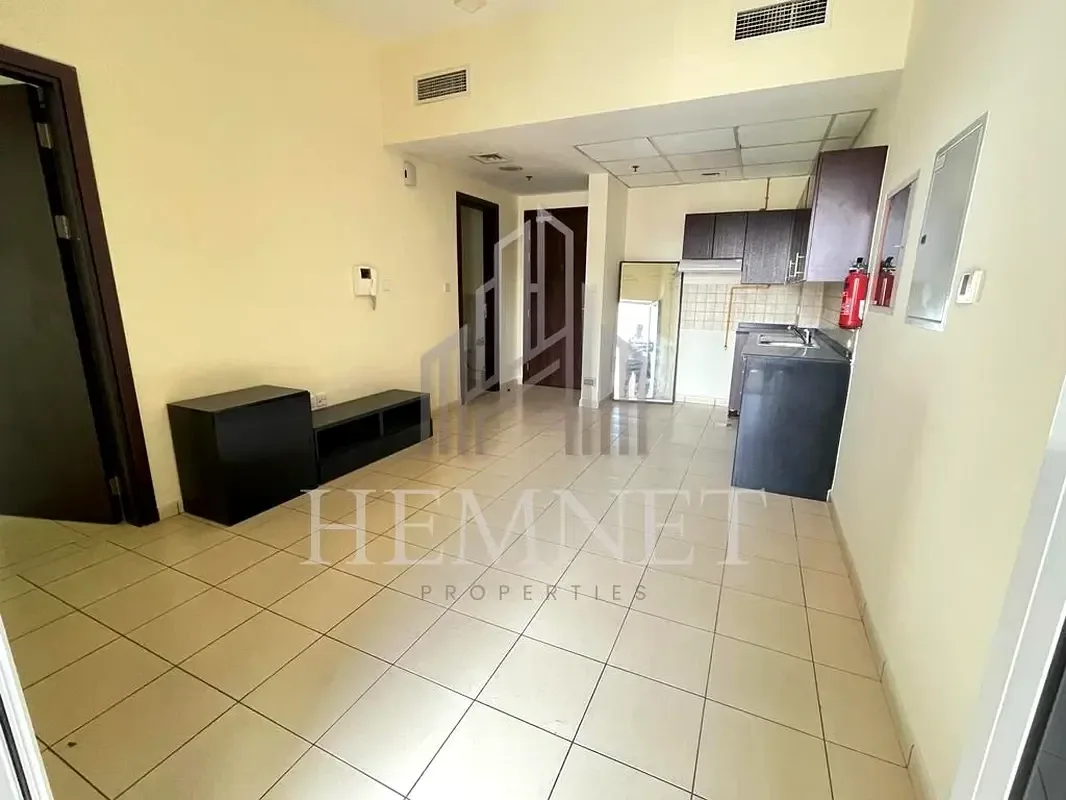 1 Bedroom in Jumeirah Village Circle (JVC) photo 1