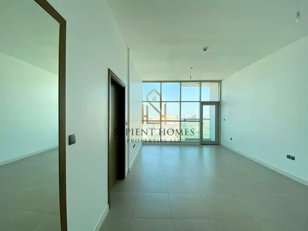 1 Bedroom in Jumeirah Village Circle (JVC) photo 1