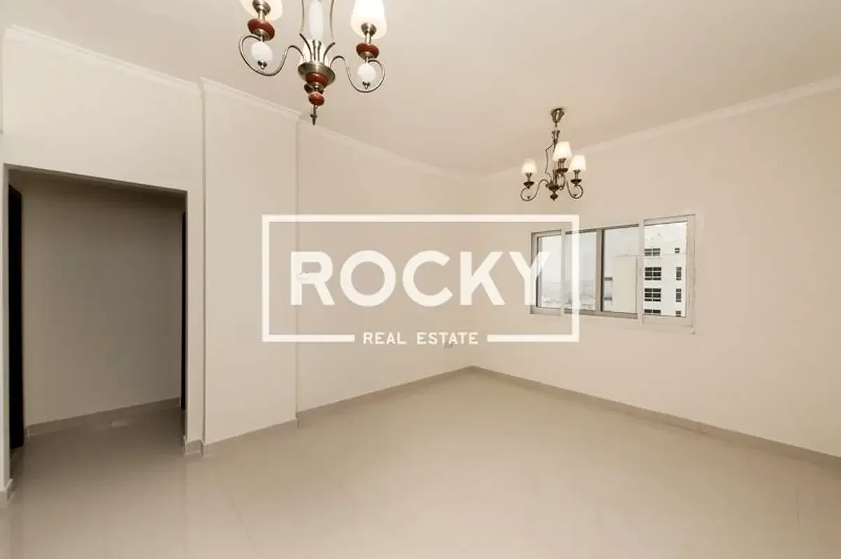 1 Bedroom in International City photo 1