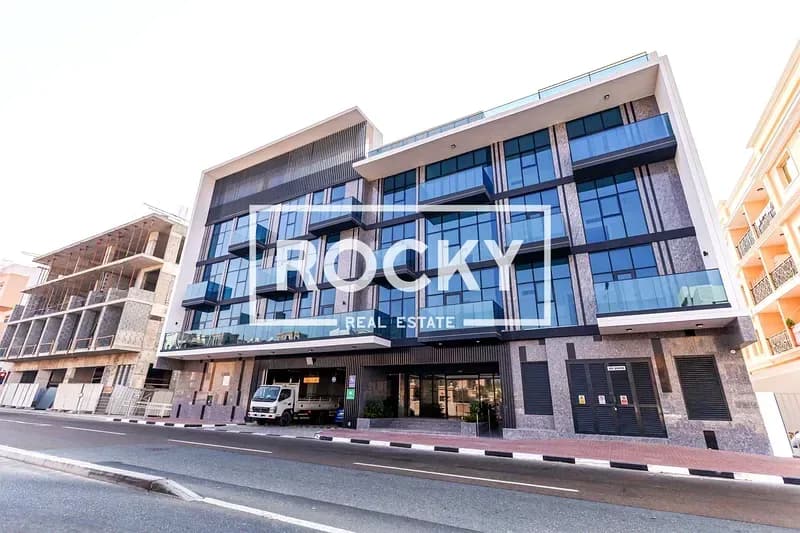 1 Bedroom in Mirdif photo 1