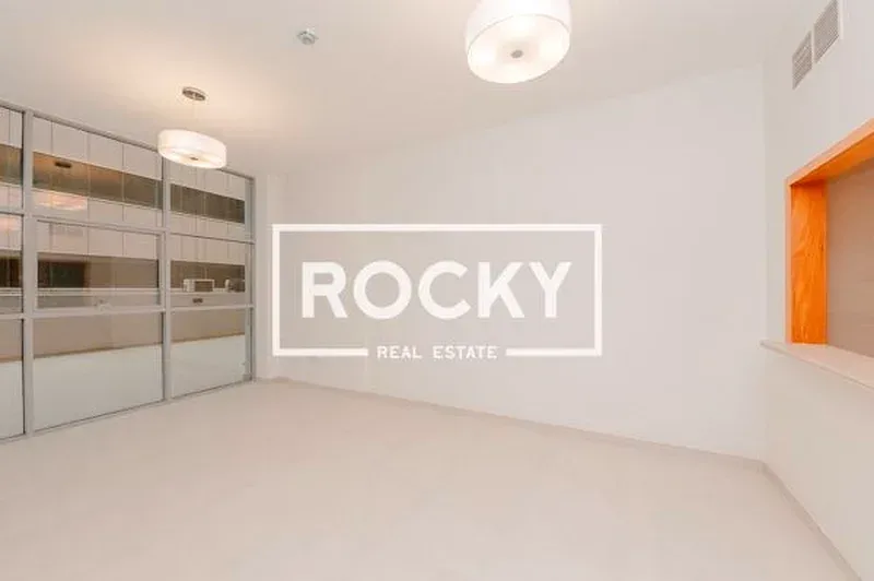 1 Bedroom in Bur Dubai photo 1