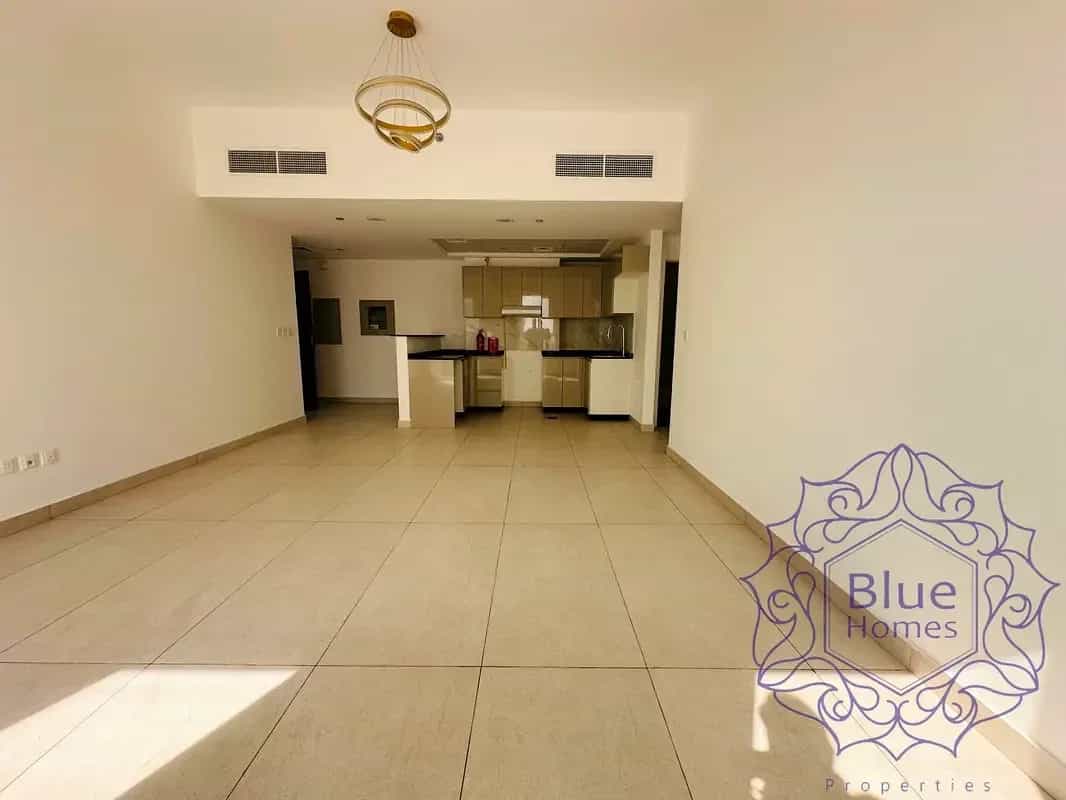2 Bedrooms in Nad Al Sheba