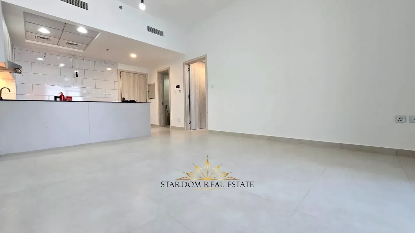 1 Bedroom in Dubai Residence Complex photo 1