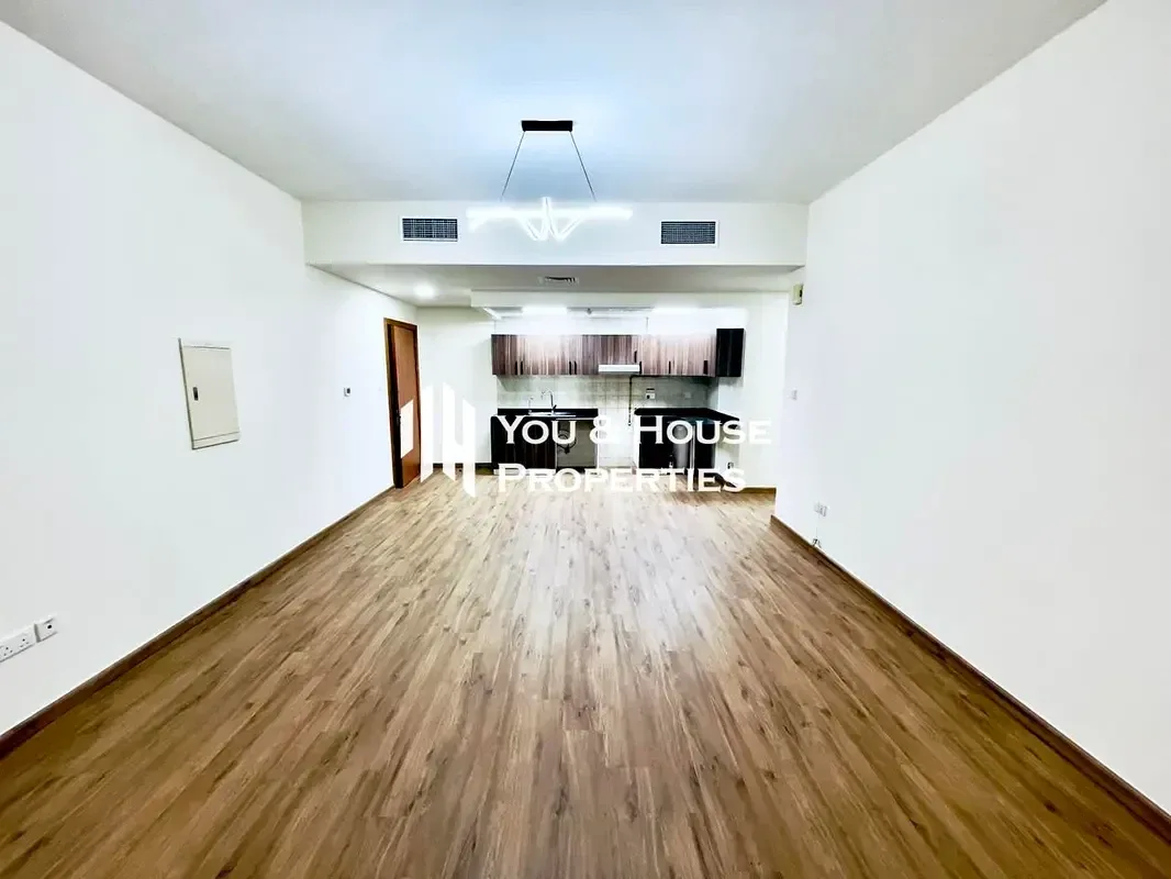 1 Bedroom in Jumeirah Village Circle (JVC) photo 1