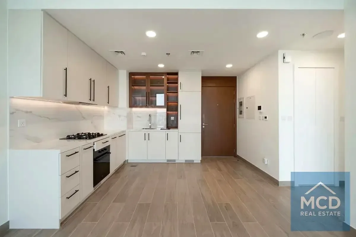 1 Bedroom in Town Square photo 1