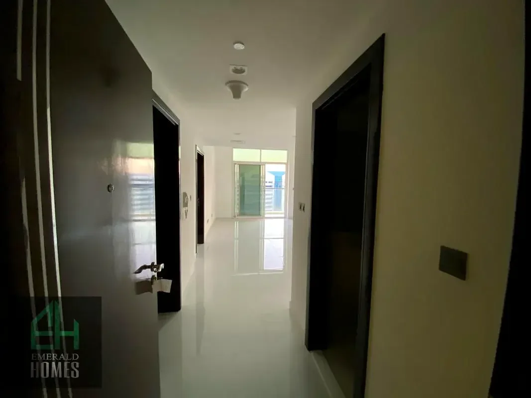 3+ Bedrooms in Silicon Oasis photo 1