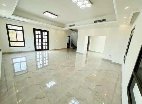 3+ Bedrooms in Nad Al Sheba photo 1