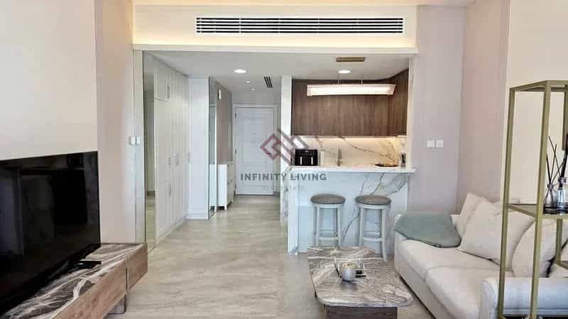 Studio Apartment in Discovery Gardens