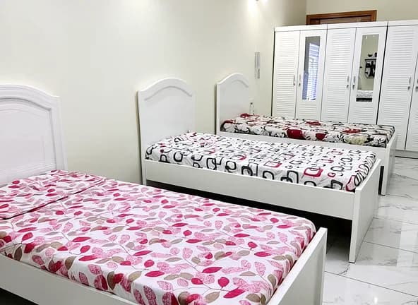 Bed Space in Al Karama photo 1