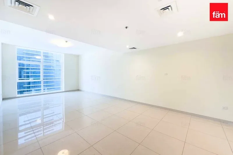 1 Bedroom in Sheikh Zayed Road photo 1