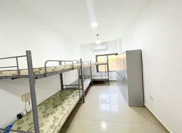 Bed Space in Al Muteena