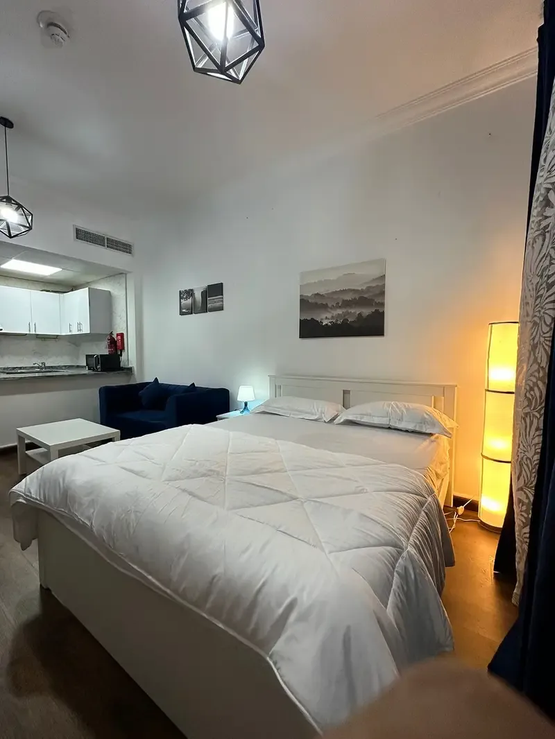 Studio Room in Dubai Sports City photo 1