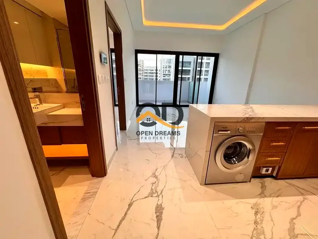 2 Bedrooms in Meydan City photo 1